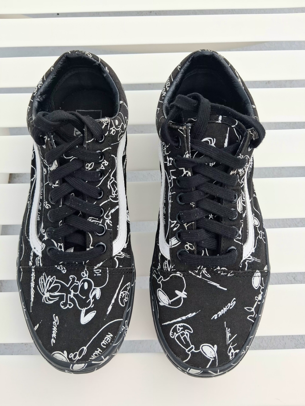 Vans X Peanuts Snoopy Old Skool SK8 White Graphic Lace-Up Unisex Sneakers M8W9.5